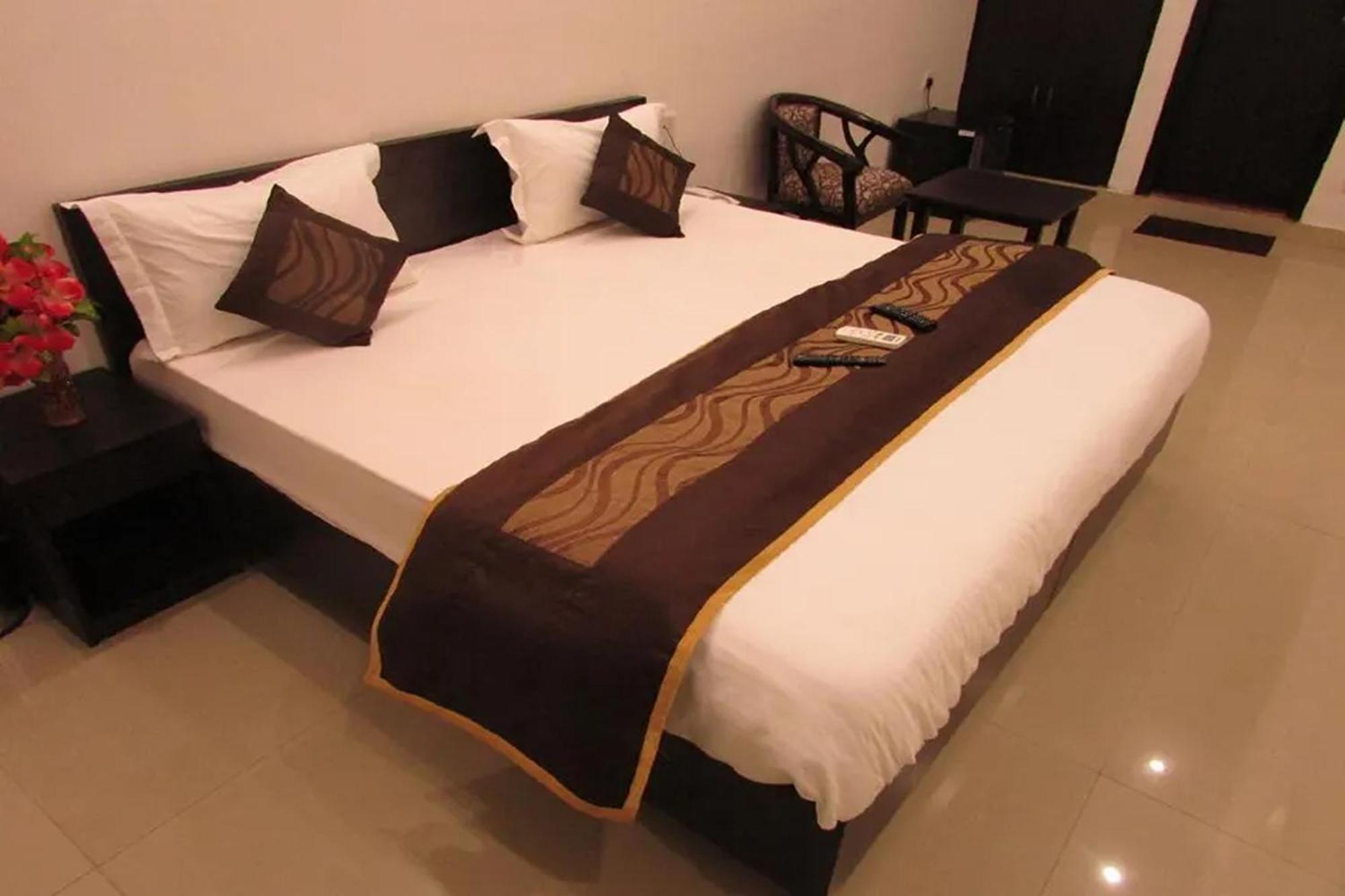 Aravali Residency B&B New Delhi Luaran gambar
