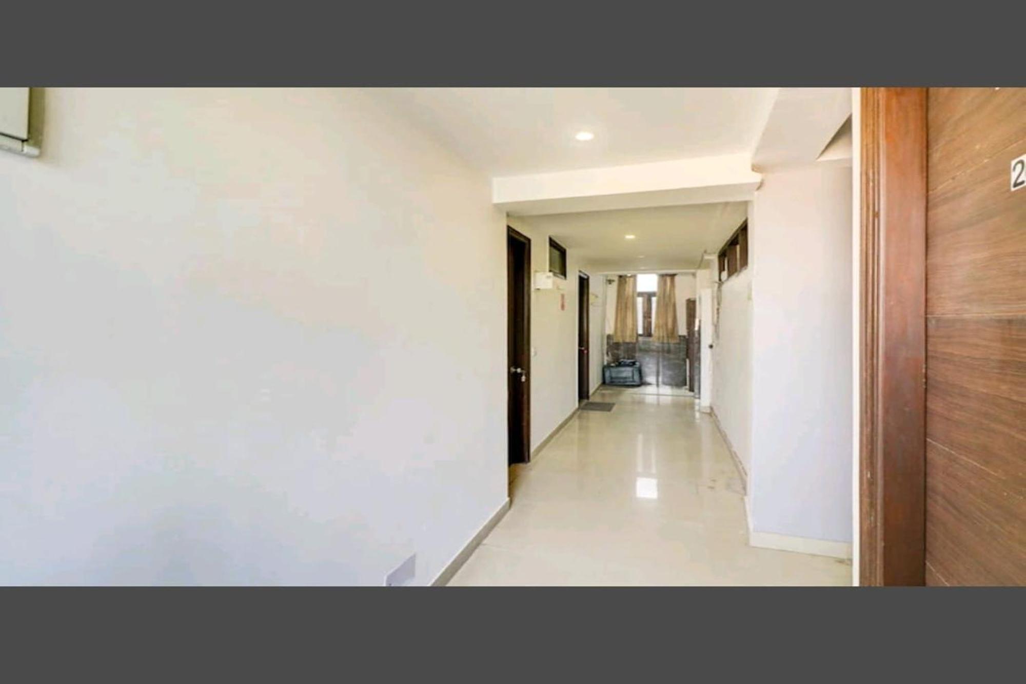 Aravali Residency B&B New Delhi Luaran gambar
